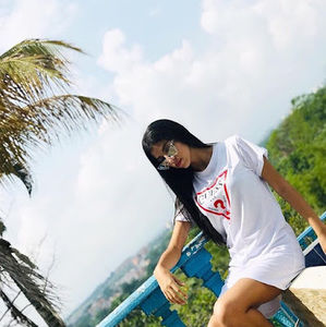 Meet your Posher, Stefany